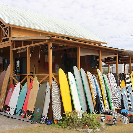 Tropical Surf House Okinawa Onna Exterior foto