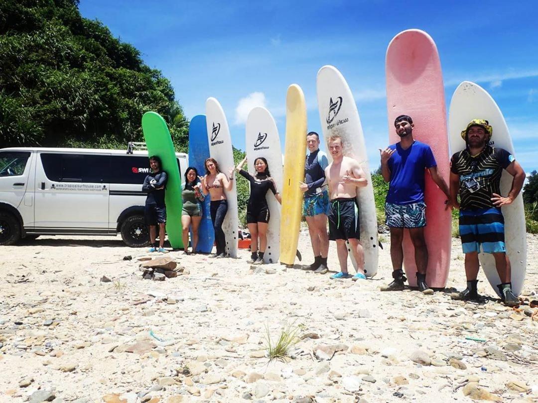 Tropical Surf House Okinawa Onna Exterior foto