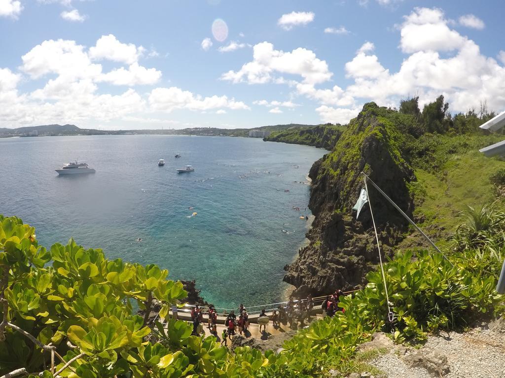 Tropical Surf House Okinawa Onna Exterior foto
