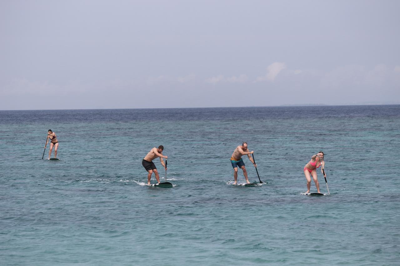 Tropical Surf House Okinawa Onna Exterior foto