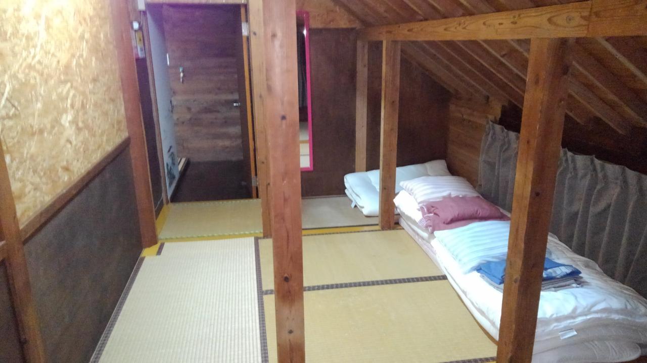 Tropical Surf House Okinawa Onna Exterior foto